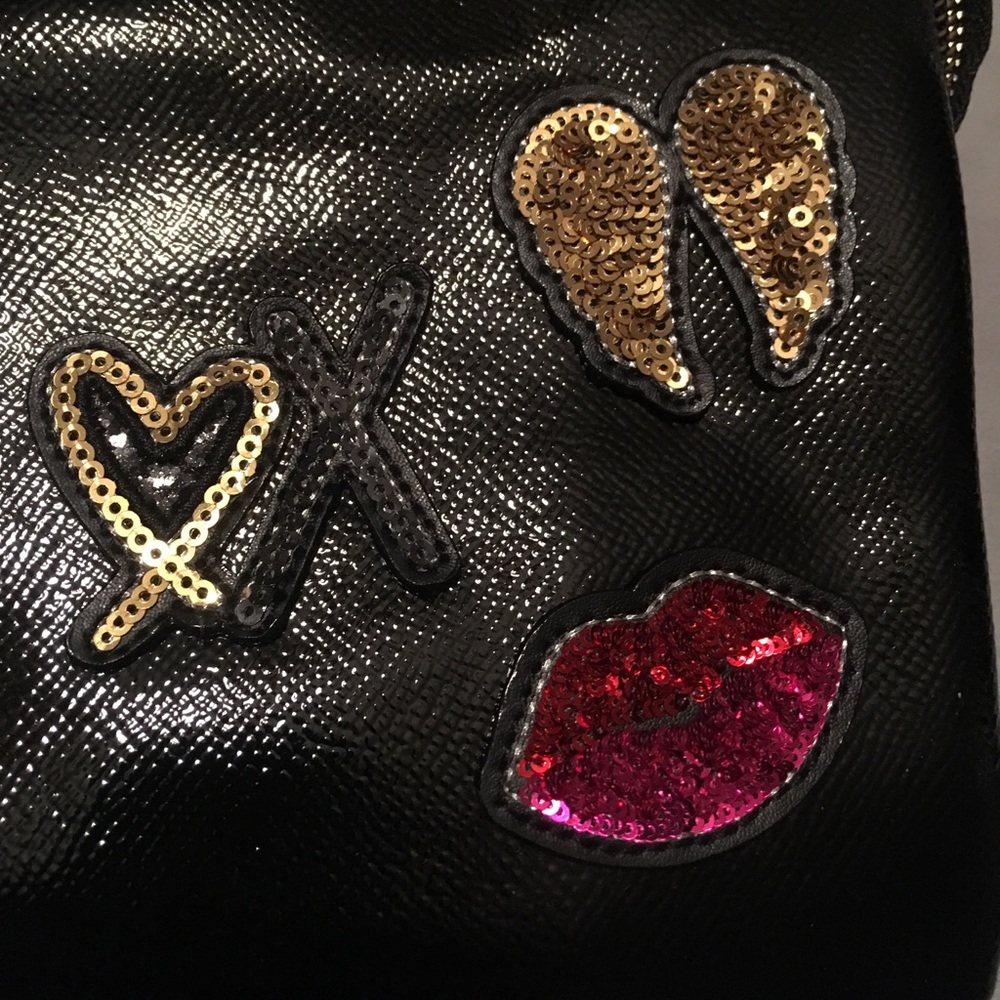 🌟VS Runway Crossbody Glam Bag - Picture 6 of 7